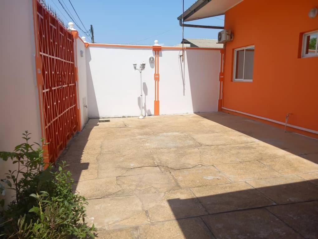 Octave'S Apt Pointe Noire Exterior foto