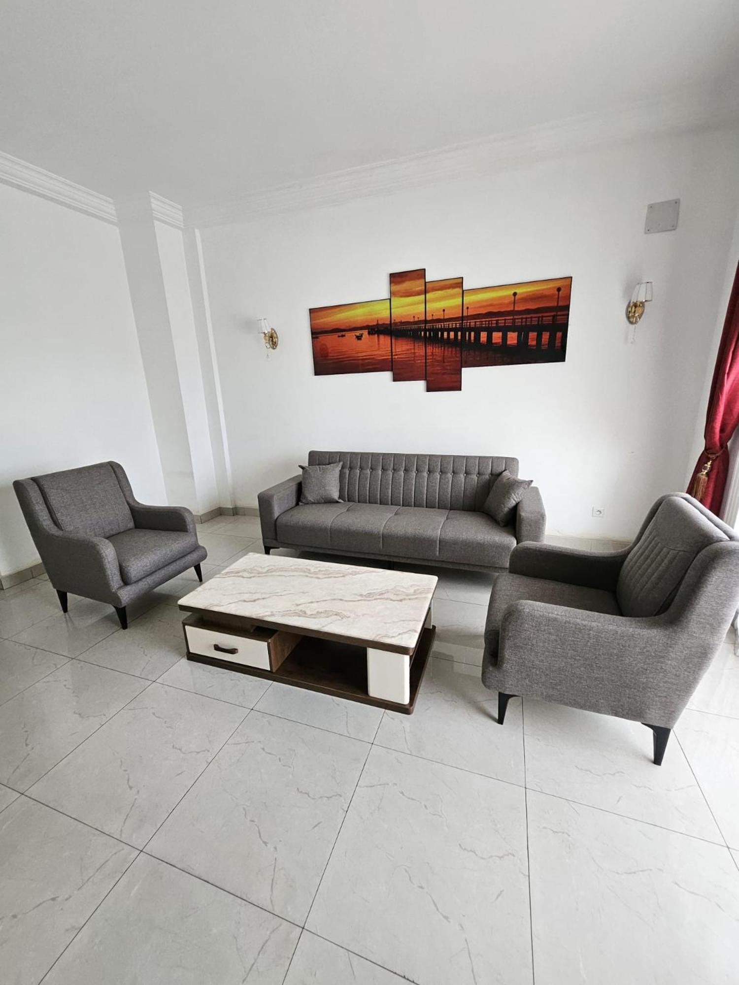 Octave'S Apt Pointe Noire Exterior foto