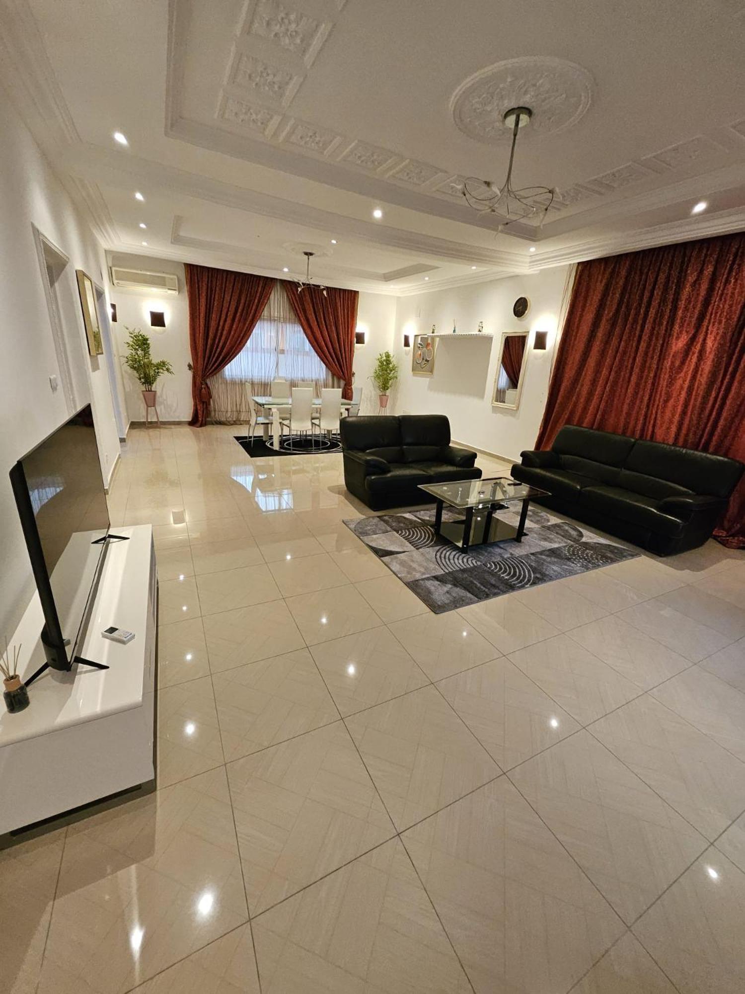 Octave'S Apt Pointe Noire Exterior foto